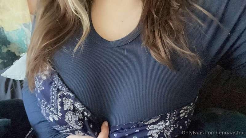 My wall is filled with naughty 😈 content for you