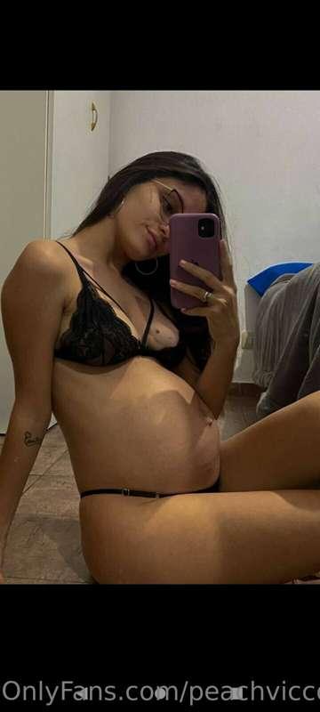 🥰🤰
FREE @ADDANOE 9 months of SPECIAL content of my PREGNANCY..