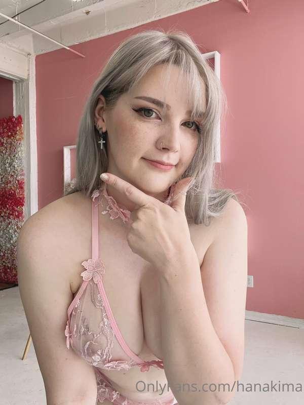 Hellooooo!~🌸

So sorry I have been majorly MIA lately. It’s ..