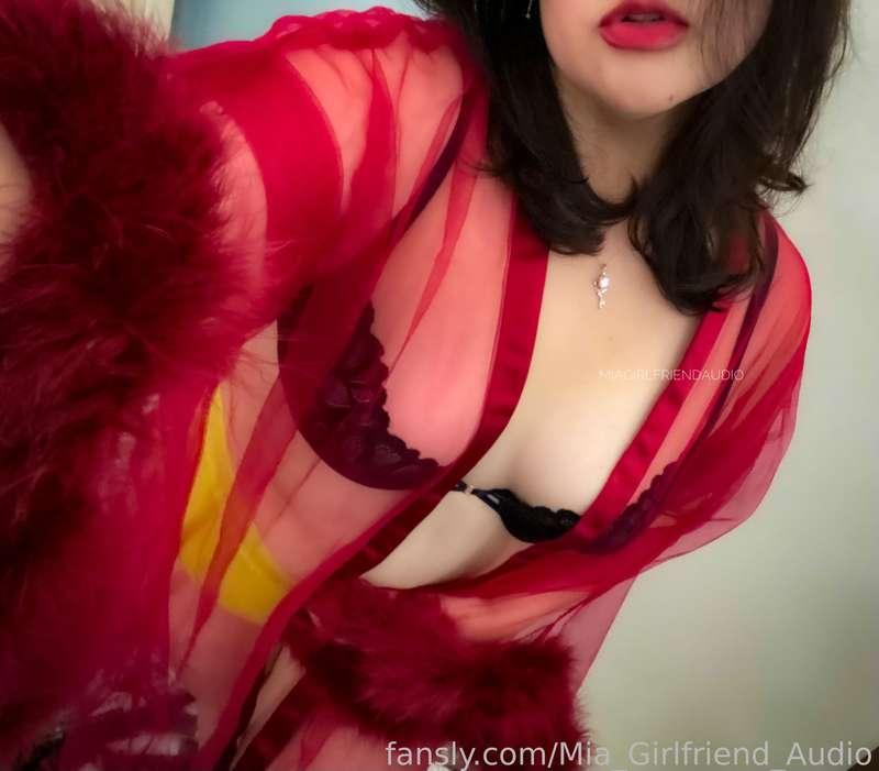 mia_girlfriend_audio image #2