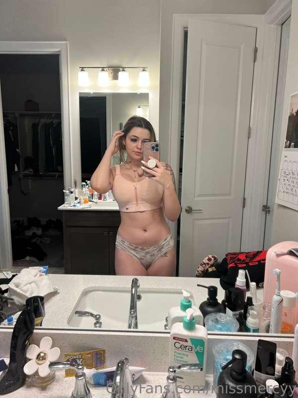 Do you like front or back?😍