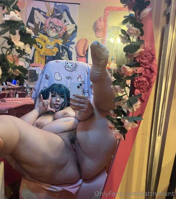 Would you fuck me if I'll be a ghost showing in your room on..