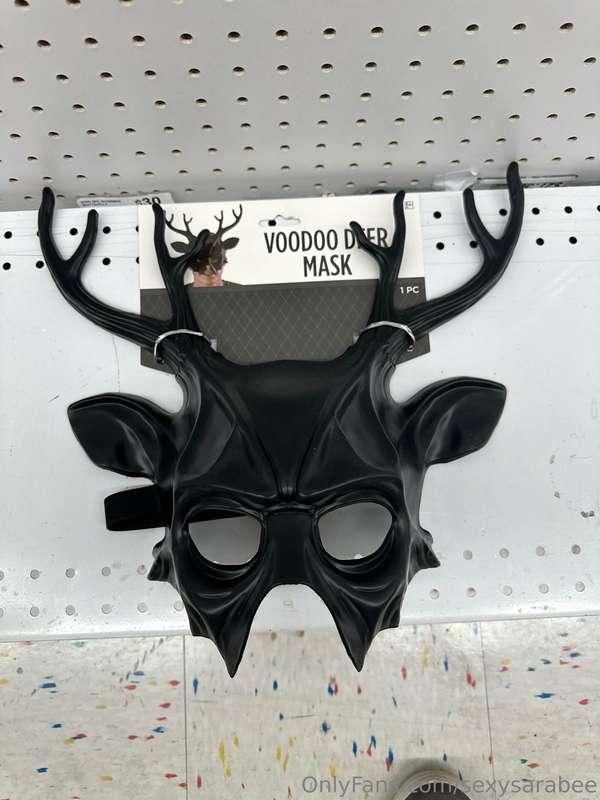 I found the perfect mask for my husband 😂😂😂