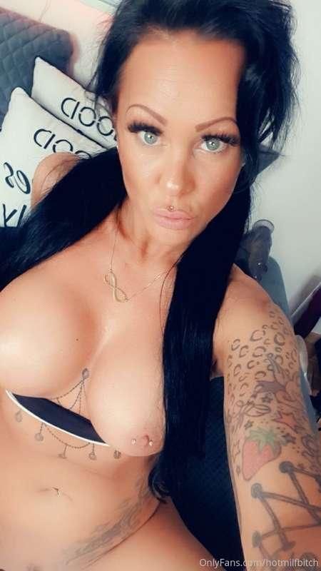 Good morning everybody 😘😘😘