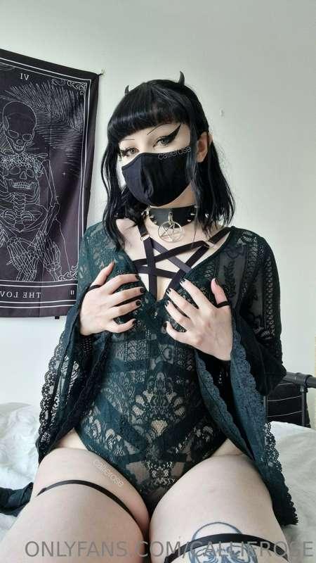 💚🖤🔪