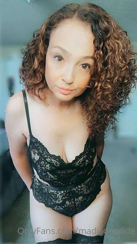 I want to start and end my day by hearing you cum for me…cum..