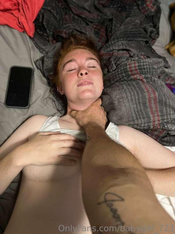 Mhmmmm soooo horny anyone want content 🥰