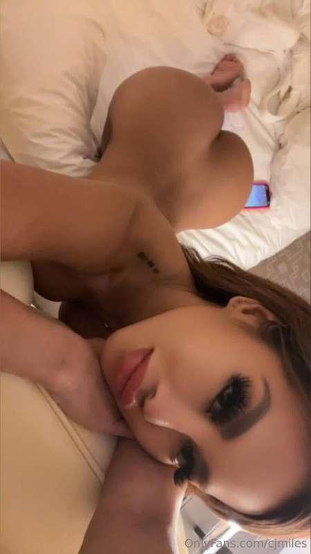 Don't leave me waiting like this tonight babe, join me in my..