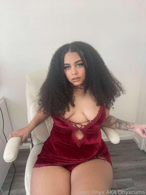 onyxcums image #1