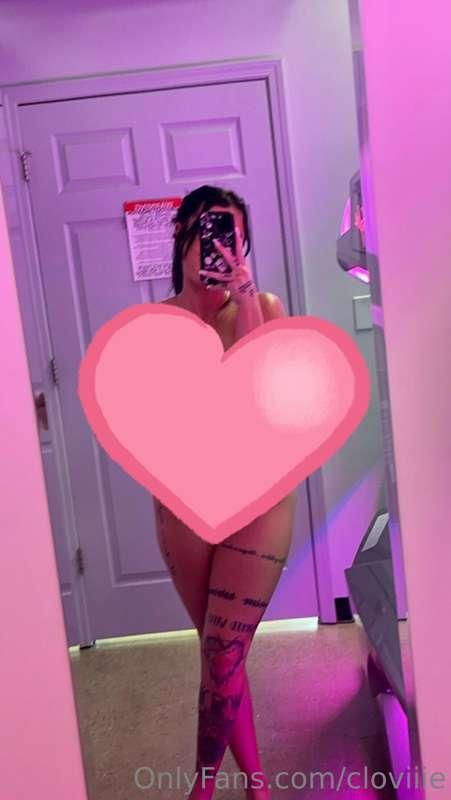 Morning babe!!! 
Want this full picture of me naked? If you ..