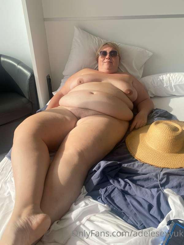 adelesexyuk image #0