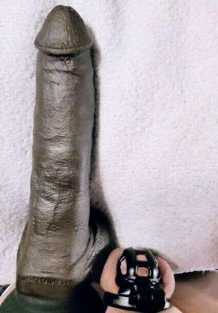 I see why I'm the one caged and take the dick... 😳
