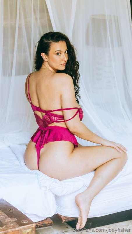 Happy Humpday 🍑 