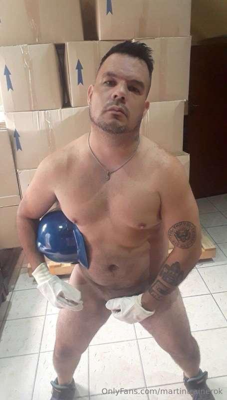 🔥@morochoargento🔥a 42 year old truck driver who can make you..