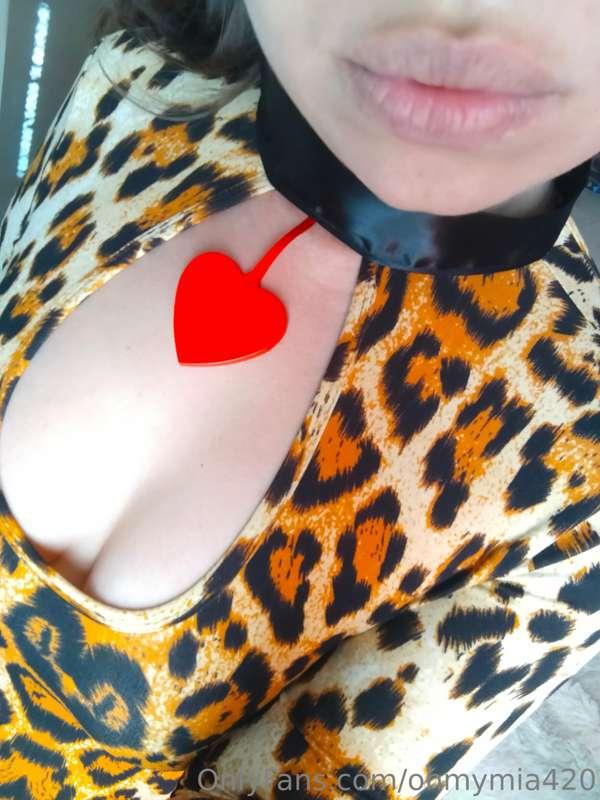 Do you like my full lips?