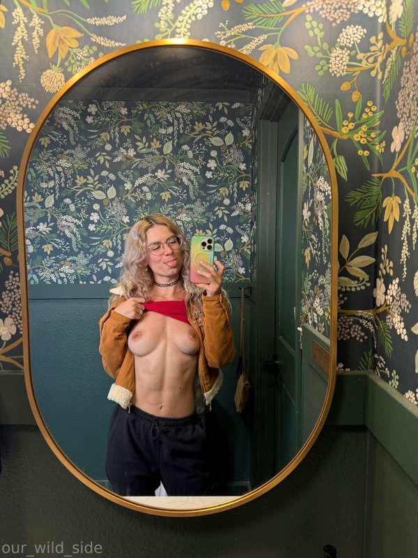 Happy titty Tuesday 😘