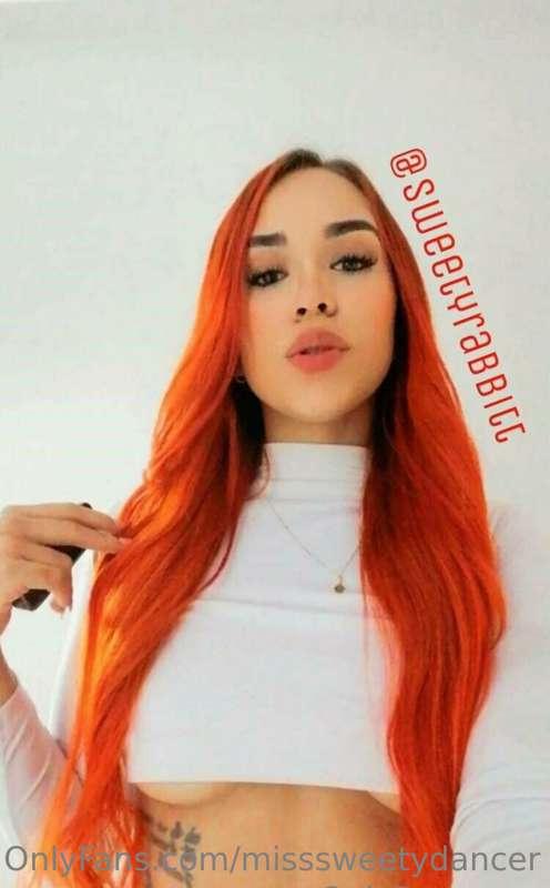 ## 💦🐰 @sweetyrabbitt 🐰💦.
I'm your sexy bunny, and with a gre..
