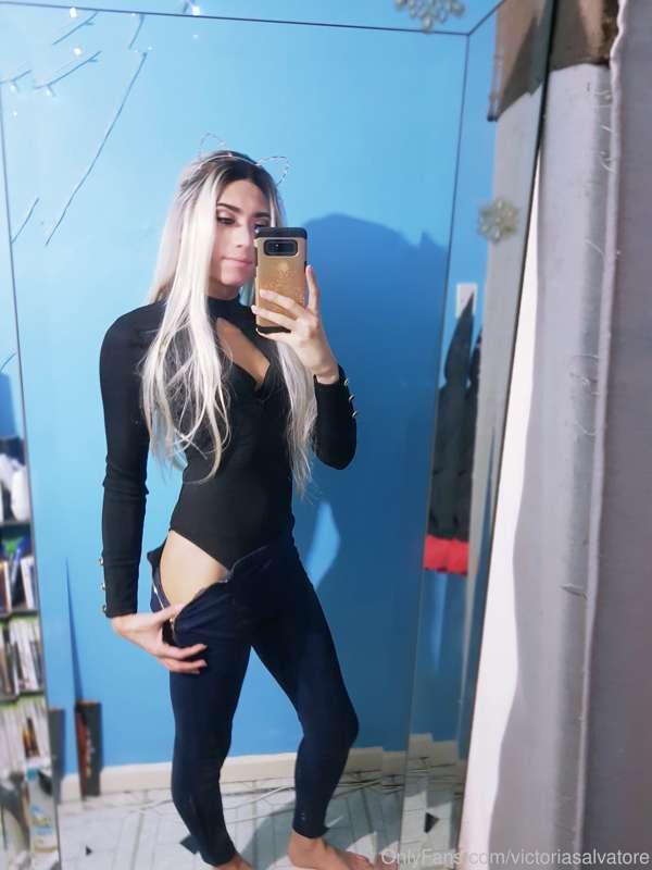 victoriasalvatore main image