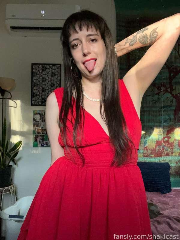 shakicast image #2