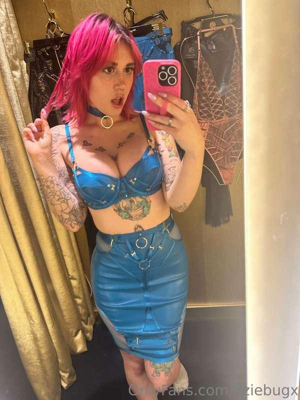 stuff i tried on today!! send funds so i can actually buy th..