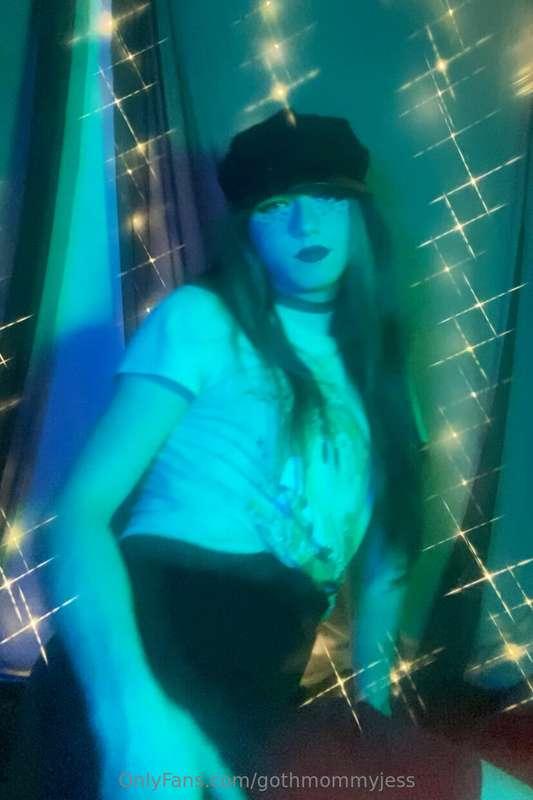 gothmommyjess image #3