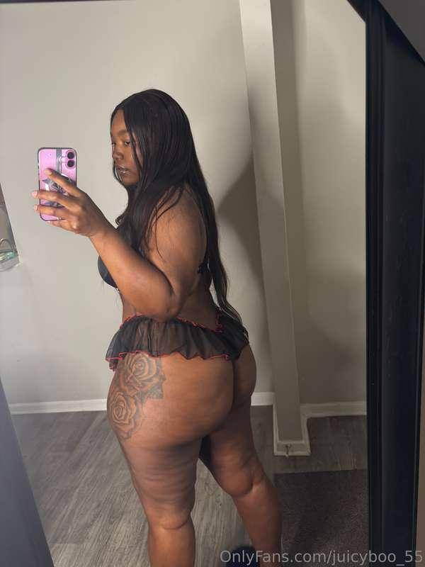who gon match my freak today?! TIP $10 and lemme spoil that ..