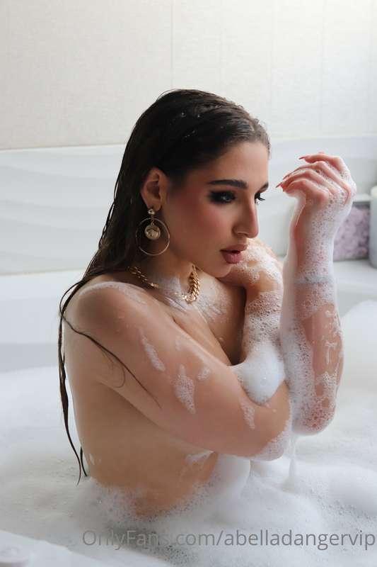 😘