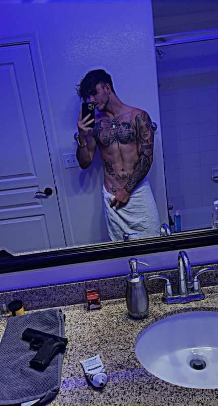 tip $10 and then I'll show you what's hidden in this towel.🤭..