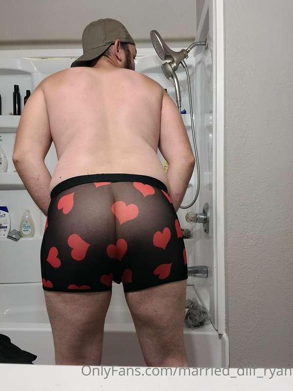 married_dilf_ryan image #4