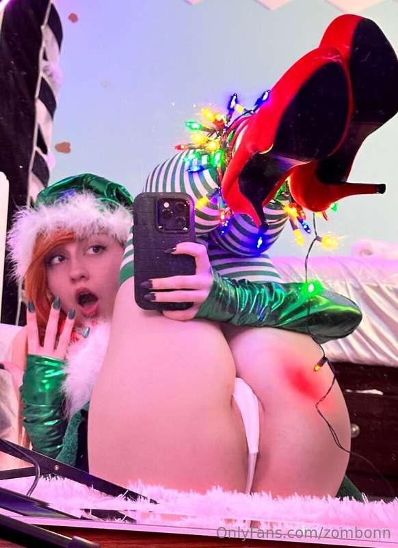 naughty elf got tangled up ;P