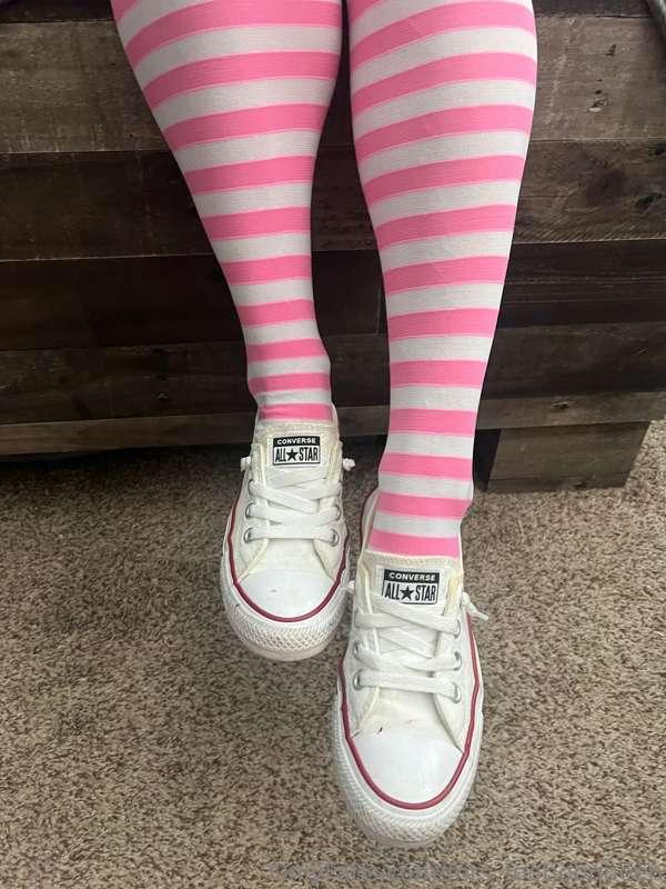 mrs_footjobqueen image #27