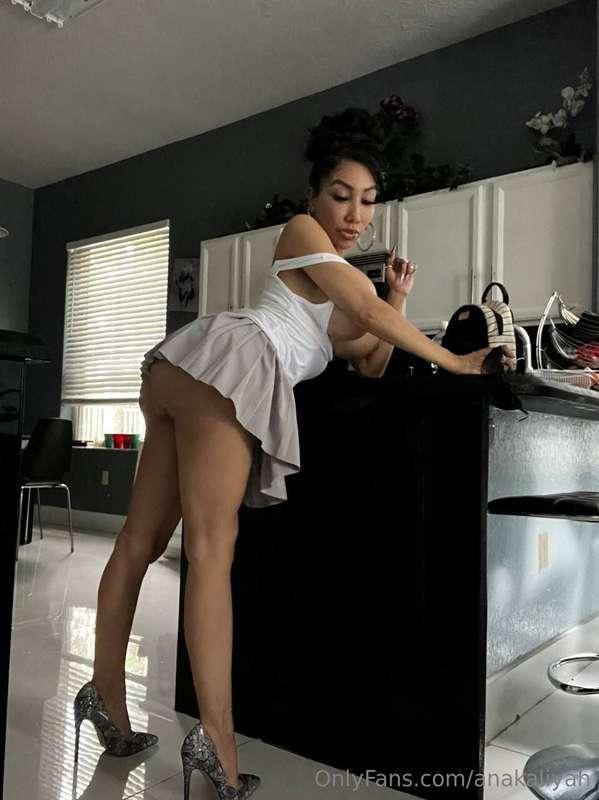 You slapping or grabbing? 👀