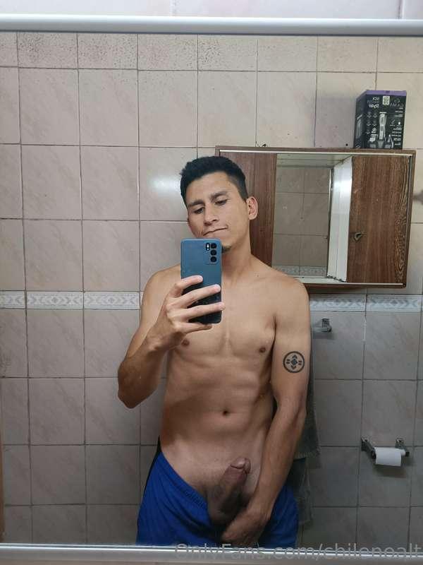 😈