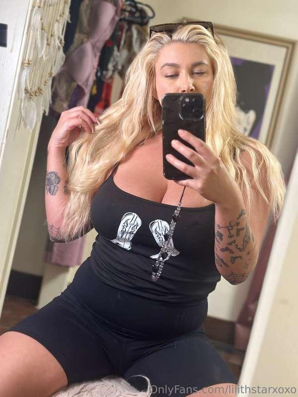 caught you staring already… wanna see what happens if i slid..