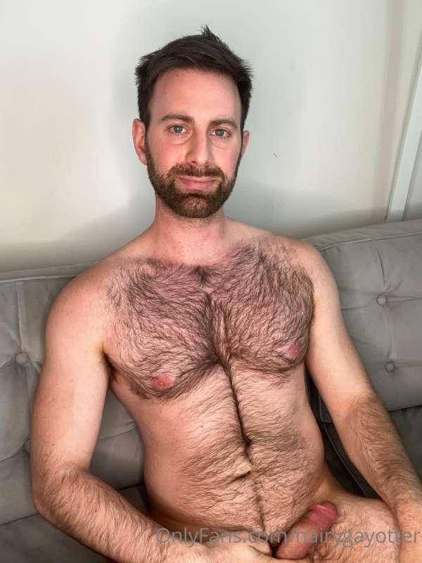 Hard cock ready to shoot 🙃
