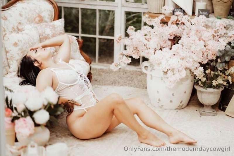 GO FOLLOW!! Michigan milfFree: @haley_berry.VIP: @haley.yber..