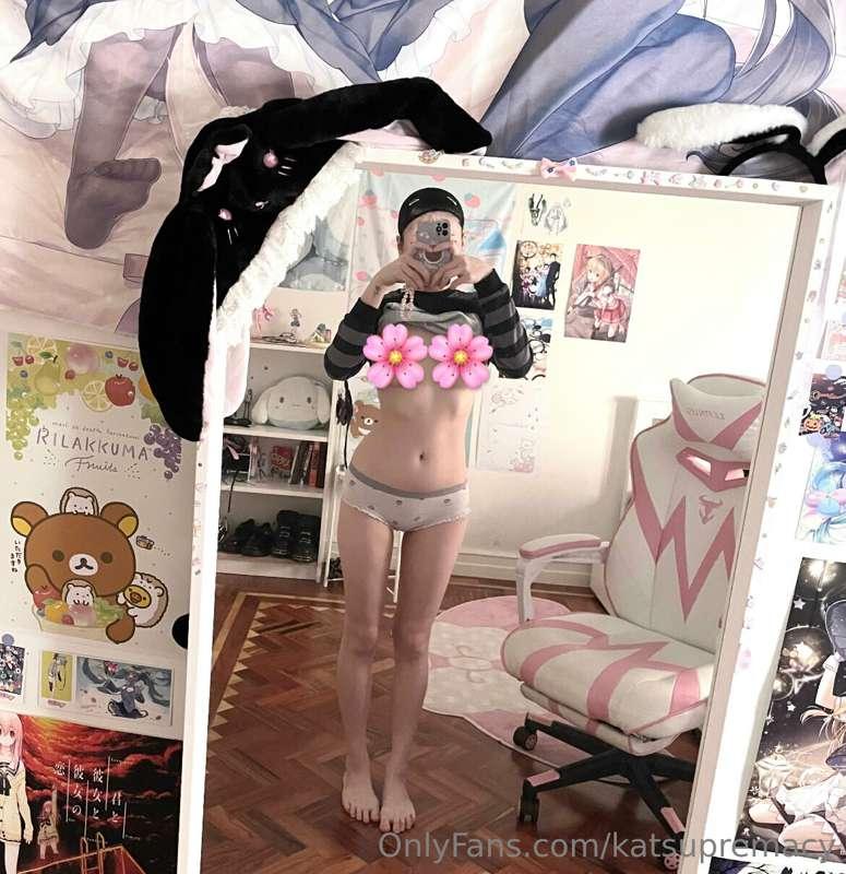 unlock for uncensored boobies ^.^