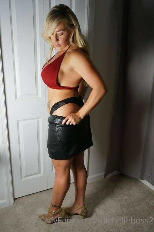 NIGHT LOVE HOPE YOU HAD GREAT🍑 HUMP DAY 🍑

➡️CHECK OUT VIDEO..
