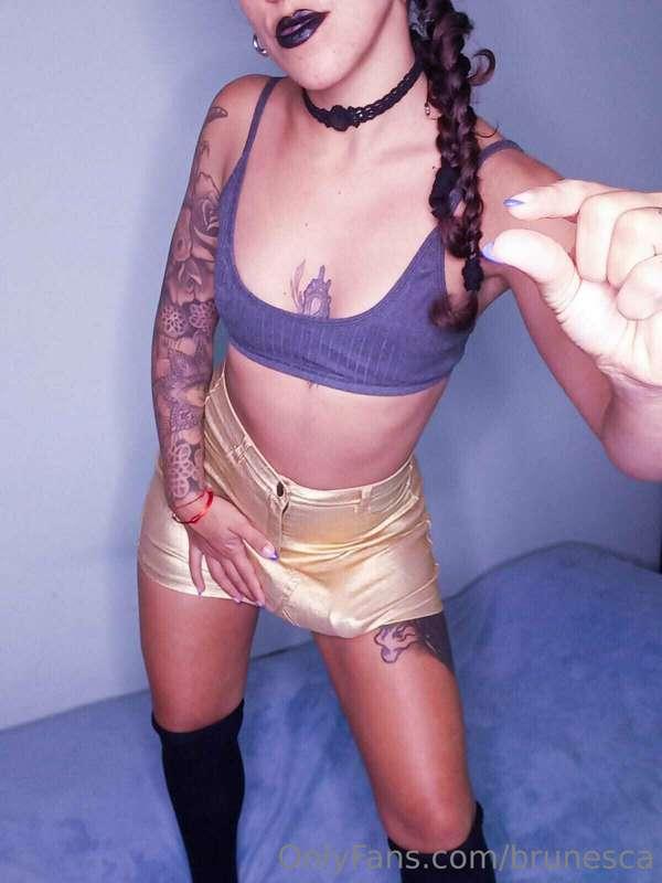 Attention betas ✨️FREE ACCESS ✨️
Now follow my friend @leona..