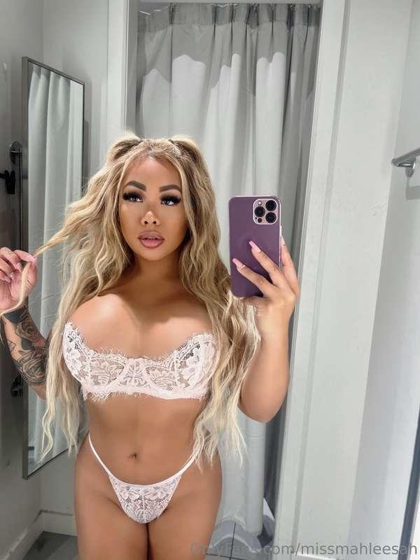 Good morning 💕 now say it back 🥰