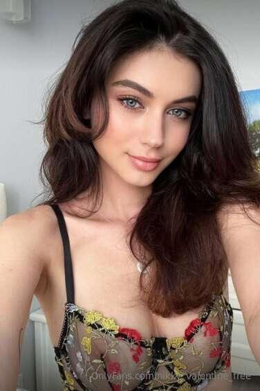You can check how good this cutie @unrealspicegirl is in ful..