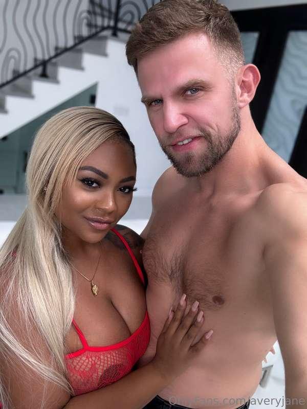 Who’s ready for this HOTT anal 🍑 scene with big dick euro ho..