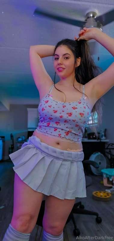 Goooood mornnniinnnnggggg ^^!!! Is anyone else excited to ge..