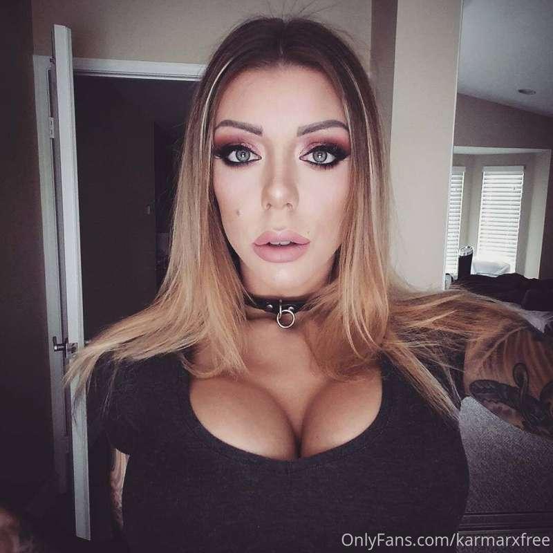 ＦＡＳＴＥＳＴ　ＦＡＮ$30 for $2,000 in content ‧₊ ᵎᵎ 🍒 ⋅ ˚✮(1 per pers..