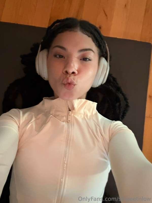 I’m dripping with trouble, come taste it 😮‍💨