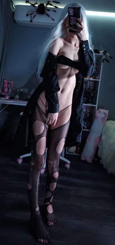 Hi there! Last few days until I leave for Thailand!
First of all, thank you all so much for your help with the sneakers. It's very important to me and me and my health are grateful, I appreciate it. I will show it to you as soon as I get it :3

Secondly I got one of my favorite photo sets now. In this photo set there will be one photo that is now ranked first for me in the top of my photos. I'll let you know which one is my favorite and I hope you like it too :3

And let's start with these two photos. I got some ideas and also found some tights in my things that were already torn, I took pictures in these tights in 2021 in the bathtub and it was a long time ago!

Please put a heart if you like it:3

#teen #skinny #slender #fit #goth #alt #egirl #emo #Nylon #lowrise #abs