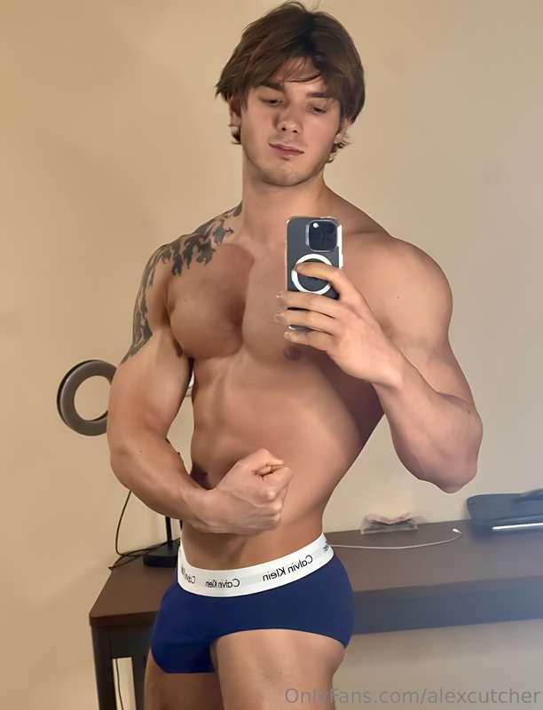 Work hard, flex harder, tease hardest 💪