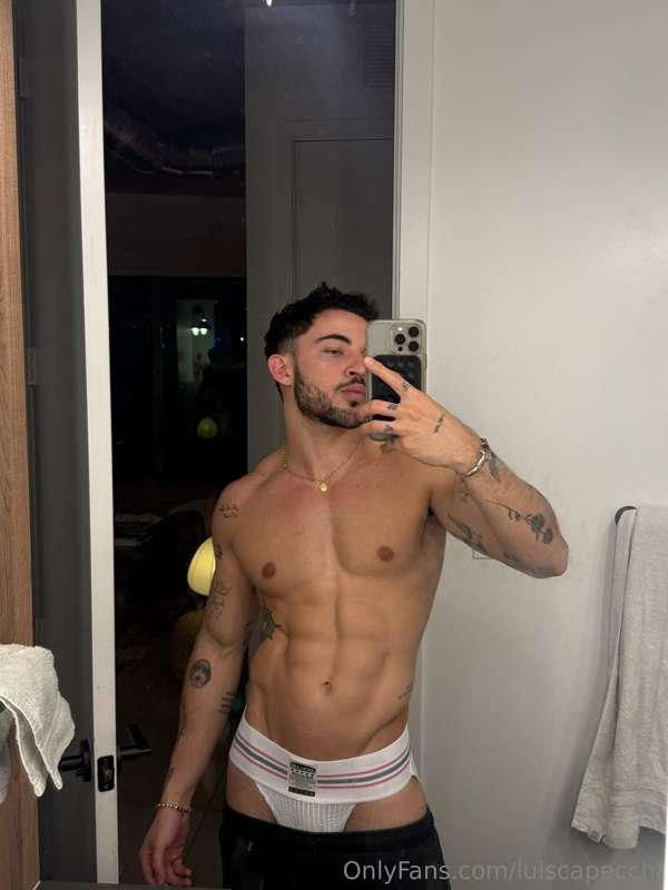 Where is everyone from? Comment down below 🙏🏻