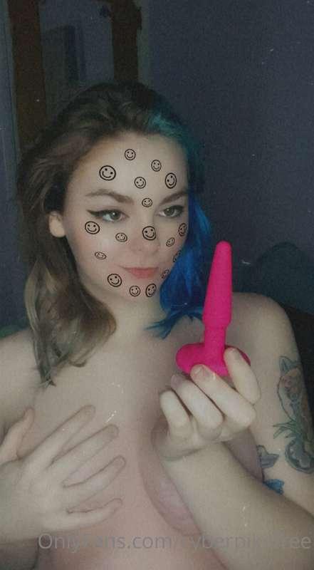 Anal plug insert video will go up Monday March 14th 🥵 you do..