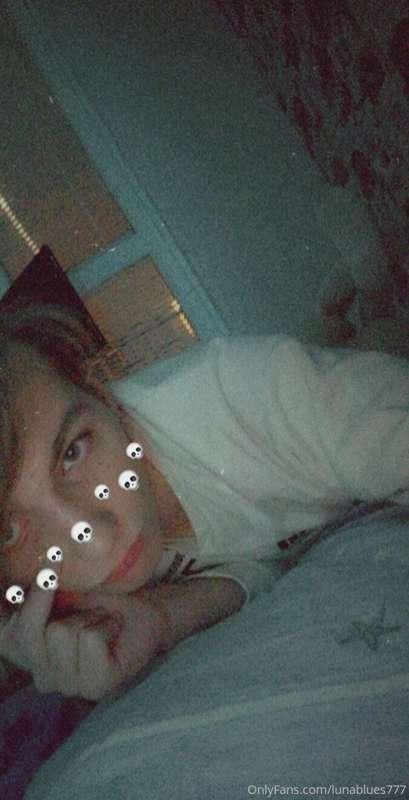 I find these selfies kinda cute, don't you think so? 😺